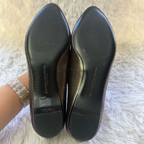Donna Karan Metallic Pewter Leather SlipOn Loafers Almond Toe sz 8M Classic Chic - Picture 6 of 8